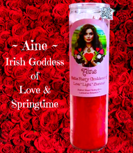 Load image into Gallery viewer, AINE Celtic Goddess of Love &amp; Summer Vigil Intention Candle Apple W/Rose Quartz Rose/Lavender/Vervain Herbal Infusion &amp; Celtic Heart Charm