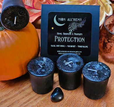 PROTECTION Votive Candles ~ Box of 4 Soy Patchouli Basil Mugwort Black Tourmaline Chips Moon Alchemy Guard & Shield Home Business Property
