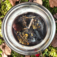 Load image into Gallery viewer, Protection Jar Candle — Black Tourmaline, Garnet, Mugwort, Basil, Patchouli, Pomegranate Seed &amp; Leaf Charm, Banish Negativity